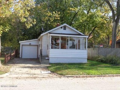 609 N 11th St, Niles, MI 49120 - photo 2