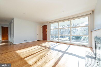 11 Greenbriar Ln, Newtown Square, PA 19073 - photo 3