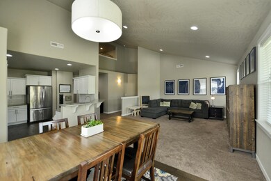 3a Soaring Ceilings