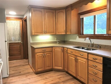 14 Durham St, Nashua, NH 03063 - photo 6