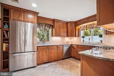 3818 N Ridgeview Rd, Arlington, VA 22207 - photo 5