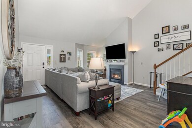 5076 Field View Dr, Mount Joy, PA 17552 - photo 6