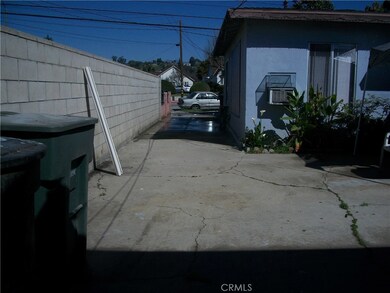 862 W Orange Grove Ave unit 2, Pomona, CA 91768 - photo 2