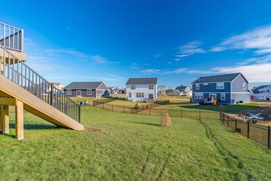 372 Humble Cir, Oregon, WI 53575 - photo 4