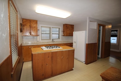 N6627 Forest Rd, Elkhorn, WI 53121 - photo 7