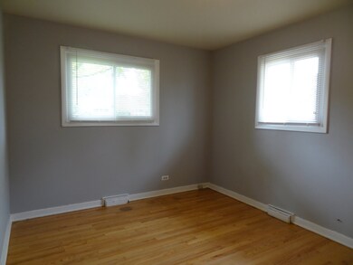 441 N Ridgeland Ave, Elmhurst, IL 60126 - photo 7