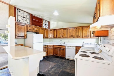 1705 9th St, Sparks, NV 89431 - photo 5