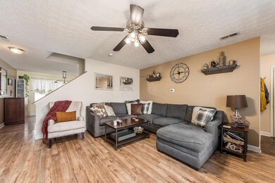 R - Mattox St 037