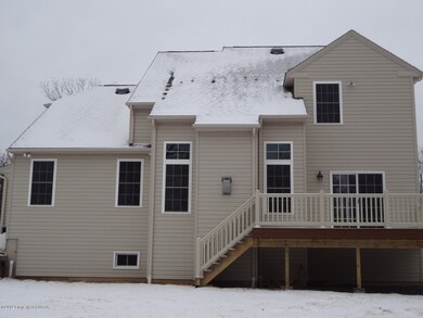 1104 Woodberry Dr, Mountain Top, PA 18707 - photo 3