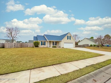 913 Gum Branch Ct, Havelock, NC 28532