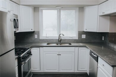 932 Ranchel Dr, Des Moines, IA 50320 - photo 6