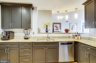 1400 Lancaster St unit 602, Baltimore, MD 21231 - photo 6