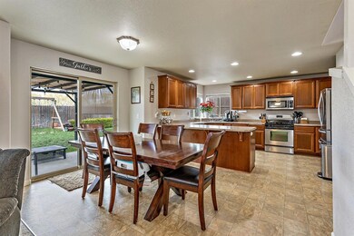 634 Nottingham Terrace, Eagle Point, OR 97524 - photo 6