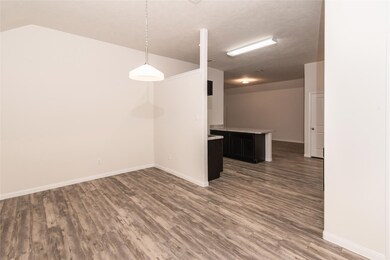 690 Fallow Ln, Alvin, TX 77511 - photo 6