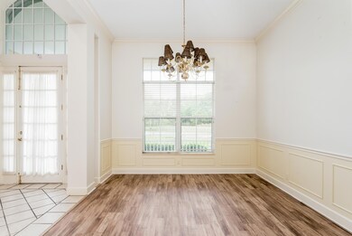 Formal Dining