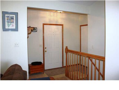 LOVELY ENTRY WELCOMES YOU INSIDE