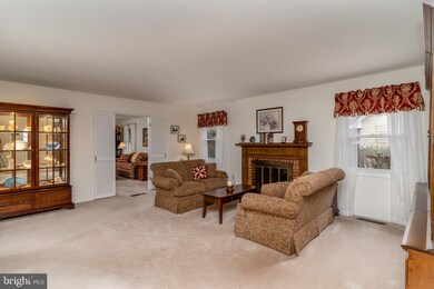 4220 Crosswick Turn, Bowie, MD 20715 - photo 5