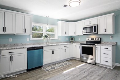 552 Tar Landing Rd, Holly Ridge, NC 28445 - photo 2