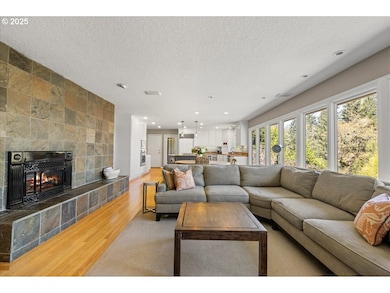 18042 Skyland Cir, Lake Oswego, OR 97034 - photo 7