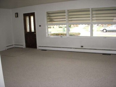 923 Newcastle Ave, Westchester, IL 60154 - photo 2