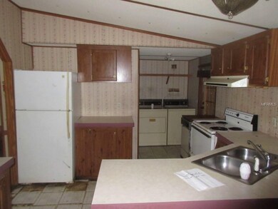 5305 Royal Oak Dr, Tampa, FL 33610 - photo 5