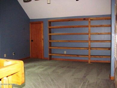 459 Gatewood Loft