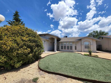 411 Santa fe Dr, Alamogordo, NM 88310 - photo 2