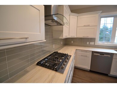 3 Bittersweet Ln, Stratham, NH 03885 - photo 7