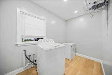 57 Narragansett St, Springfield, MA 01107 - photo 7