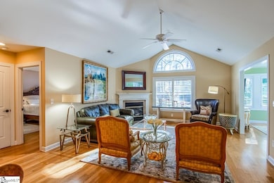 158 Grinders Cir unit 158, Greer, SC 29650 - photo 3