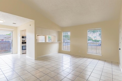 1915 Prairie Knoll Ct unit B, Austin, TX 78758 - photo 2