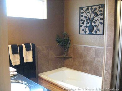 Master Bath/Spa.
