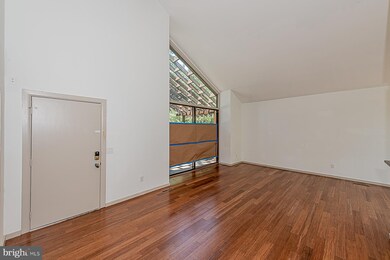 5301 Lightning View Rd, Columbia, MD 21045 - photo 4