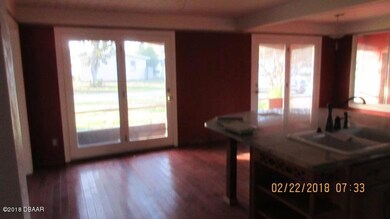 548 dining rm