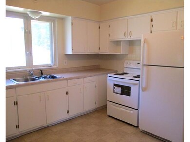 3633 Ronald St, Lansing, MI 48911 - photo 4