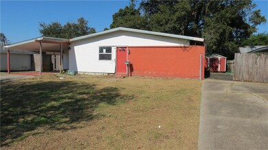 Front view of home