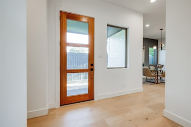 2410 Elmen St, Houston, TX 77019 - photo 2