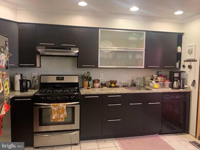 1043 W Barre St, Baltimore, MD 21230 - photo 3