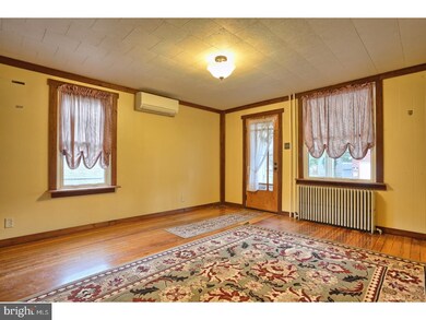 2 St Clair St, Middleport, PA 17953 - photo 7