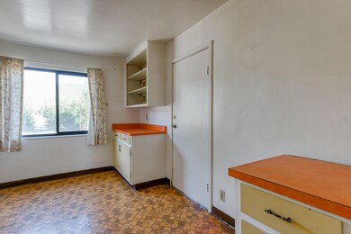 2463 Ramona Place, Redding, CA 96002 - photo 6