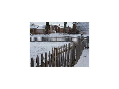 Yard/Garden.