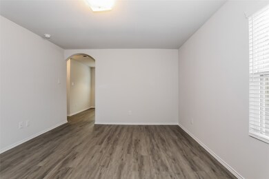 411 Brushback Dr, Huntsville, TX 77320 - photo 7