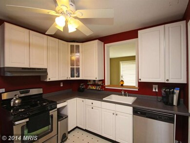 44 Winters Ln, Catonsville, MD 21228 - photo 3