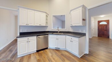 115-Queens-Cove-Way-Kitchen(1)