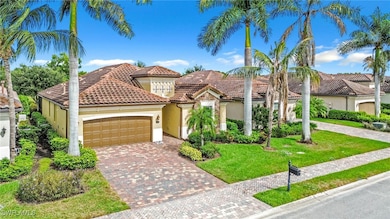 2834 Aviamar Cir, Naples, FL 34114 - photo 2