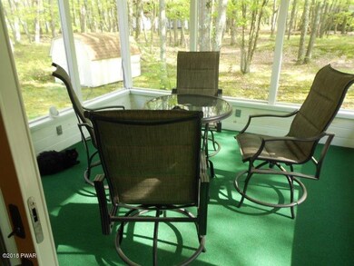 802 Rowel Ct, Hawley, PA 18428 - photo 4