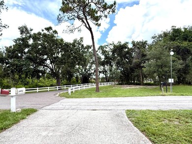 12720 E US Hwy 92 unit Lot C2022, Dover, FL 33527 - photo 2