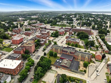 89 1/2 Walnut St, Clinton, MA 01510 - photo 5