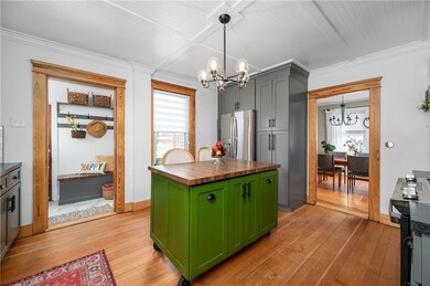 174 Rivulet St, Woonsocket, RI 02895 - photo 5