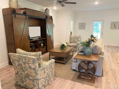 7754 Burnside Loop, Bellview, FL 32526 - photo 3